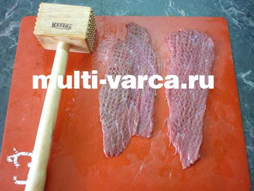 Рулетики з яловичини в мультиварці. Крок перший