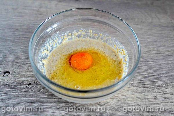 Вівсяноблин на молоці з бананом і волоськими горіхами